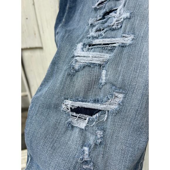 Lane Bryant Distressed Capri Denim Jeans Medium Wash Relaxed Fit Size 20 - Picture 4 of 7